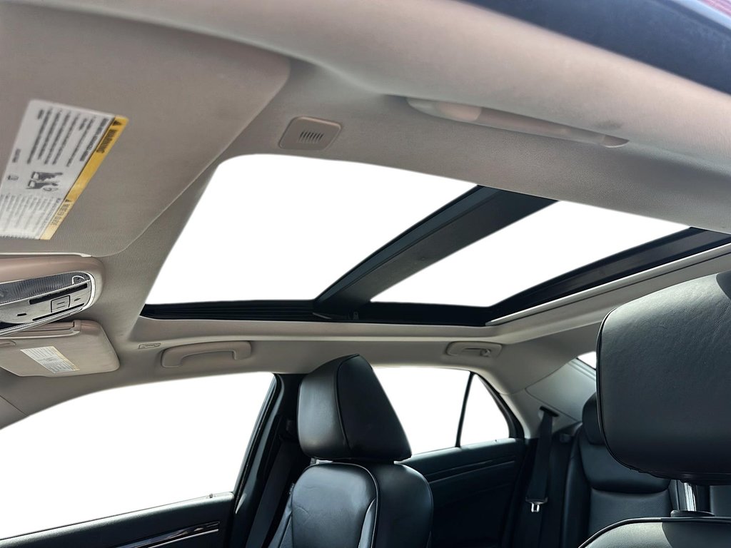 2023 Chrysler 300 Touring L AWD in Stratford, Ontario - 17 - w1024h768px