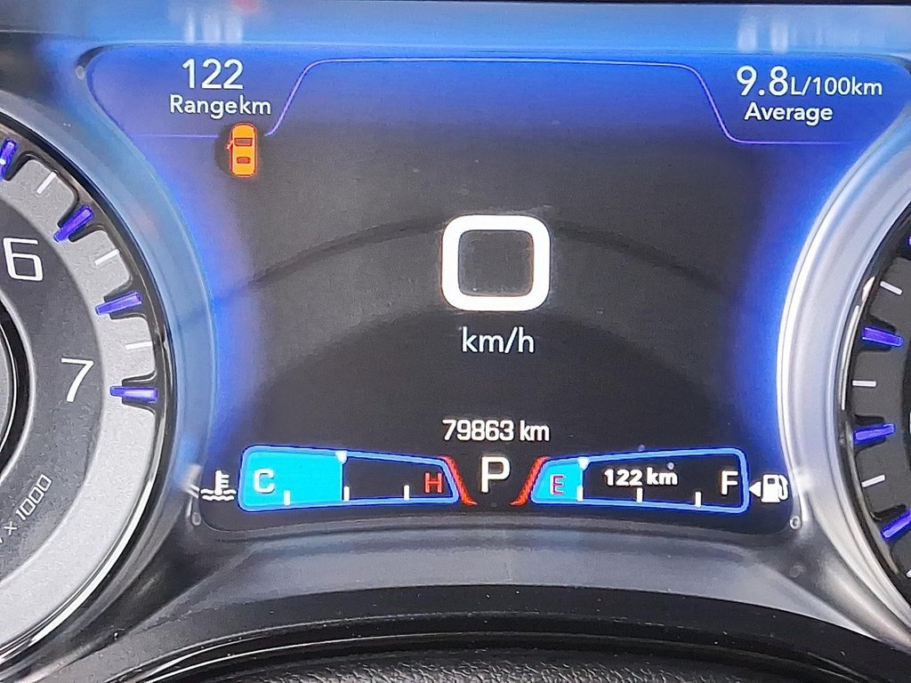 2023 Chrysler 300 Touring L RWD in Stratford, Ontario - 13 - w1024h768px