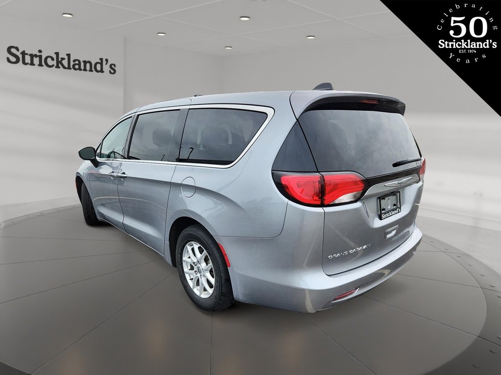 2021  Grand Caravan SXT in Stratford, Ontario - 4 - w1024h768px