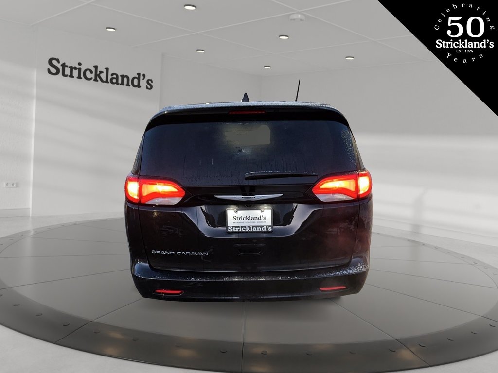 2022  Grand Caravan SXT in Stratford, Ontario - 3 - w1024h768px