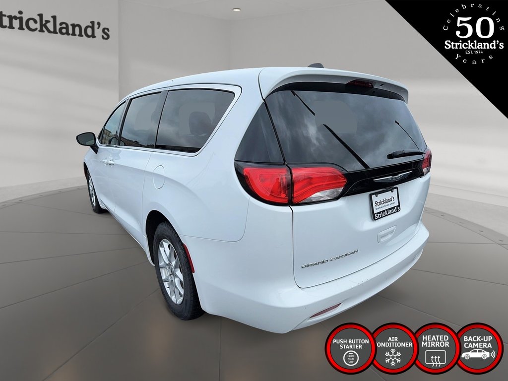 2023 Chrysler Grand Caravan SXT in Stratford, Ontario - 4 - w1024h768px