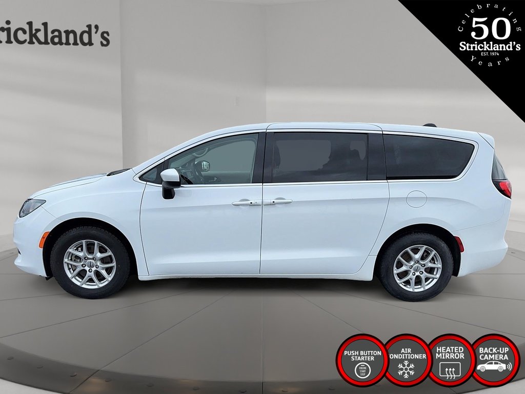 2023 Chrysler Grand Caravan SXT in Stratford, Ontario - 5 - w1024h768px