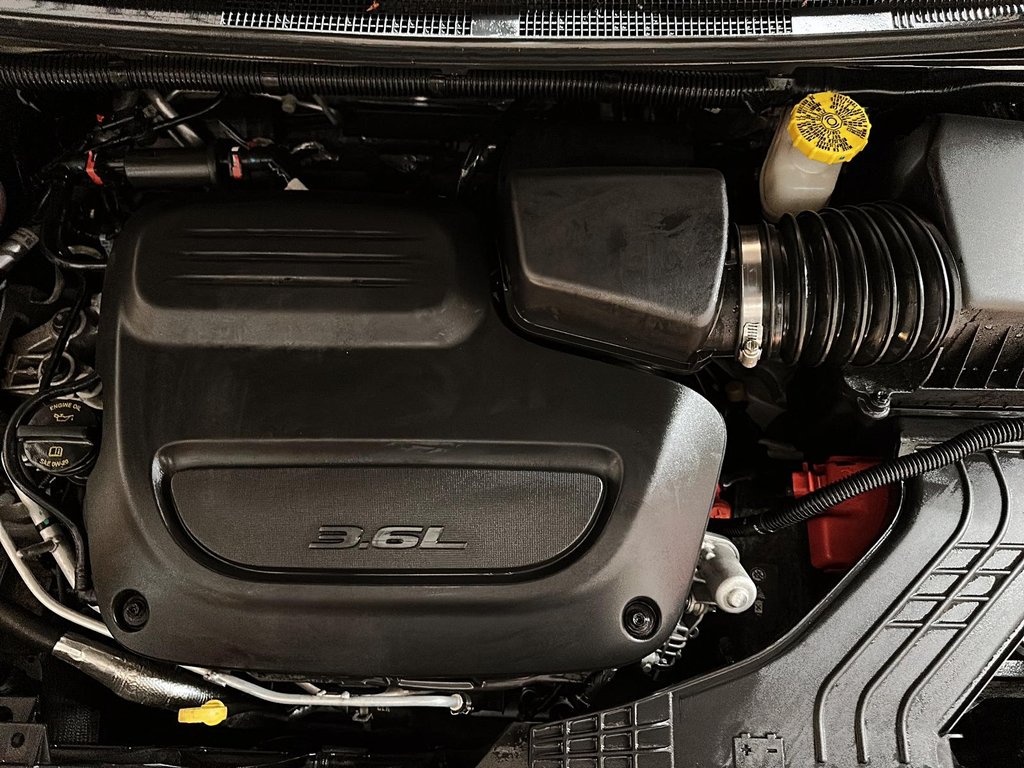 2024 Chrysler Grand Caravan SXT 2WD in Stratford, Ontario - 7 - w1024h768px