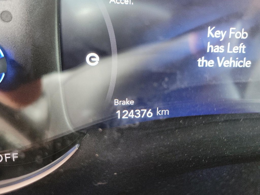 2019 Chrysler Pacifica Hybrid Touring L in Stratford, Ontario - 12 - w1024h768px
