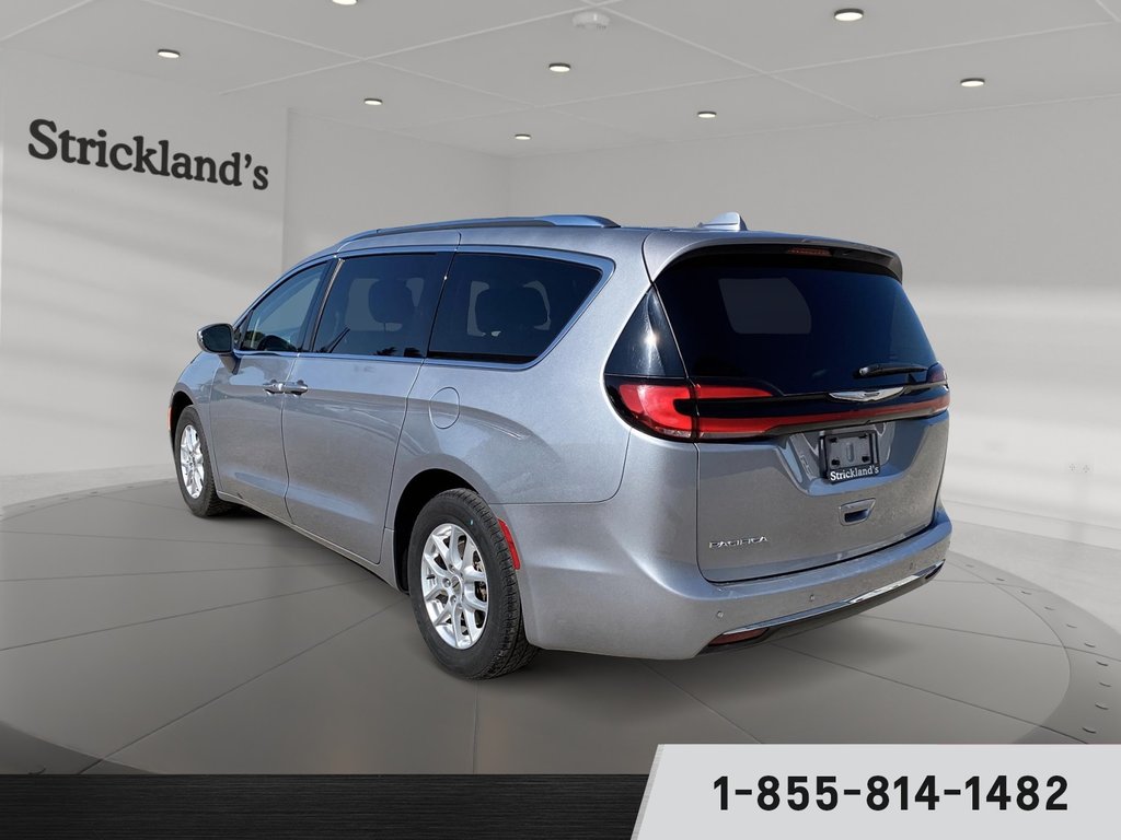 2021  Pacifica Touring L in Stratford, Ontario - 4 - w1024h768px