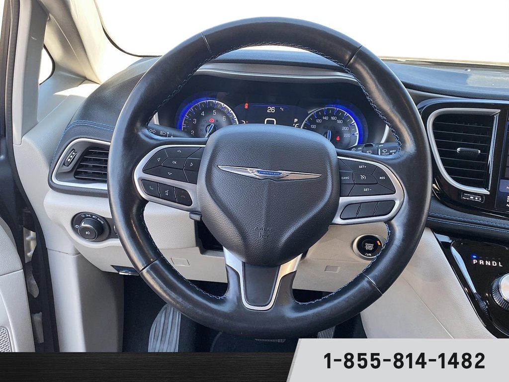 2021  Pacifica Touring L in Stratford, Ontario - 11 - w1024h768px