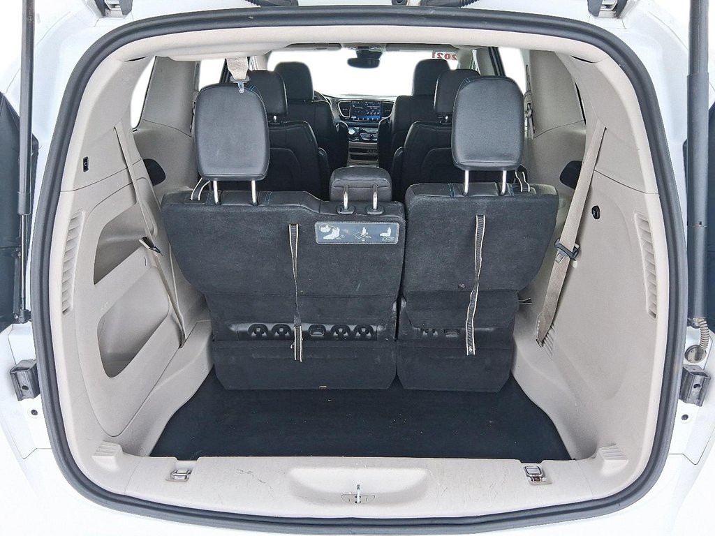 2021 Chrysler Pacifica Touring L in Stratford, Ontario - 7 - w1024h768px