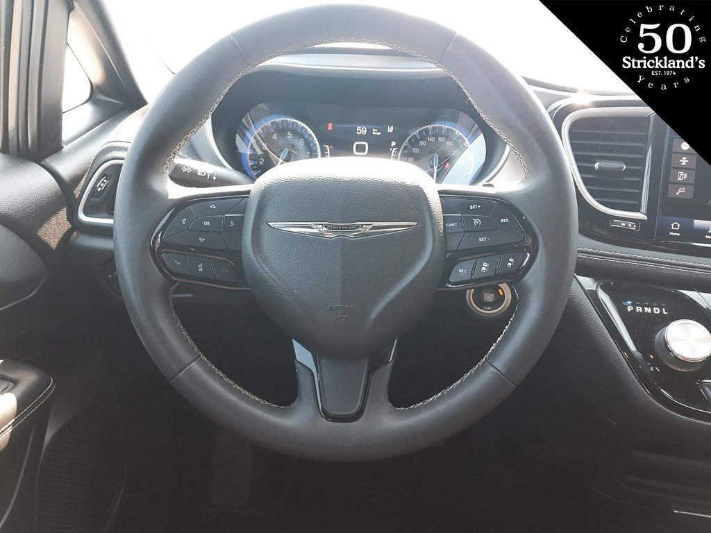 2022  Pacifica Touring in Stratford, Ontario - 12 - w1024h768px