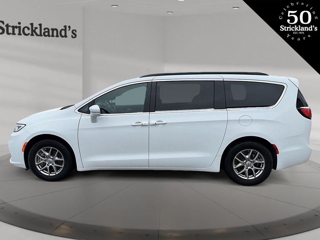 2022  Pacifica Touring in Stratford, Ontario - 5 - w1024h768px