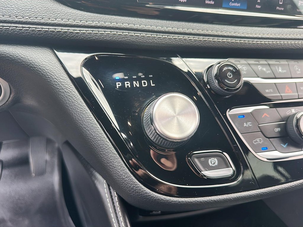 2022 Chrysler Pacifica Limited in Stratford, Ontario - 14 - w1024h768px