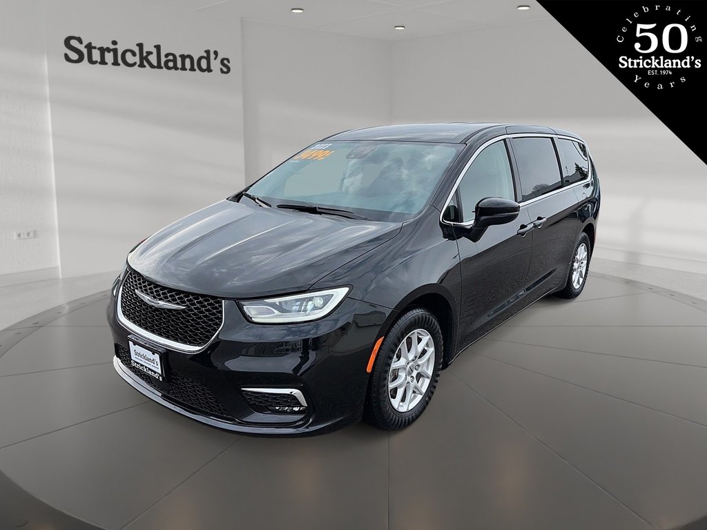 2023  Pacifica Touring L FWD in Stratford, Ontario - 1 - w1024h768px