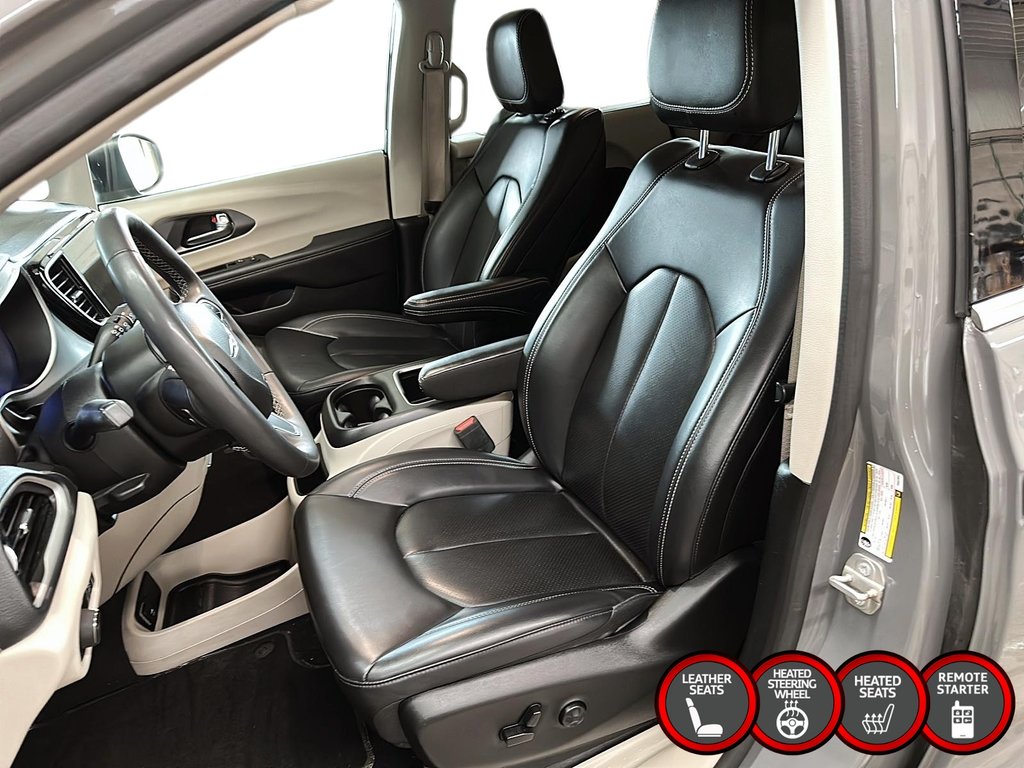 2023 Chrysler Pacifica Touring L FWD in Stratford, Ontario - 8 - w1024h768px