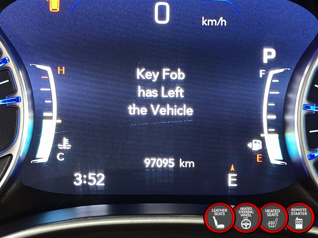 2023 Chrysler Pacifica Touring L FWD in Stratford, Ontario - 12 - w1024h768px