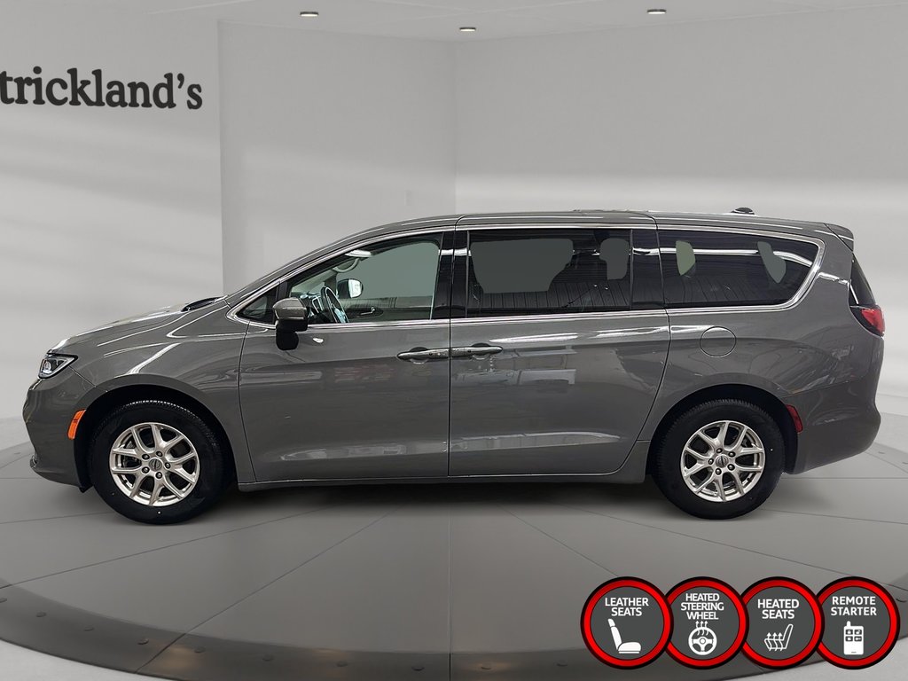 2023 Chrysler Pacifica Touring L FWD in Stratford, Ontario - 5 - w1024h768px