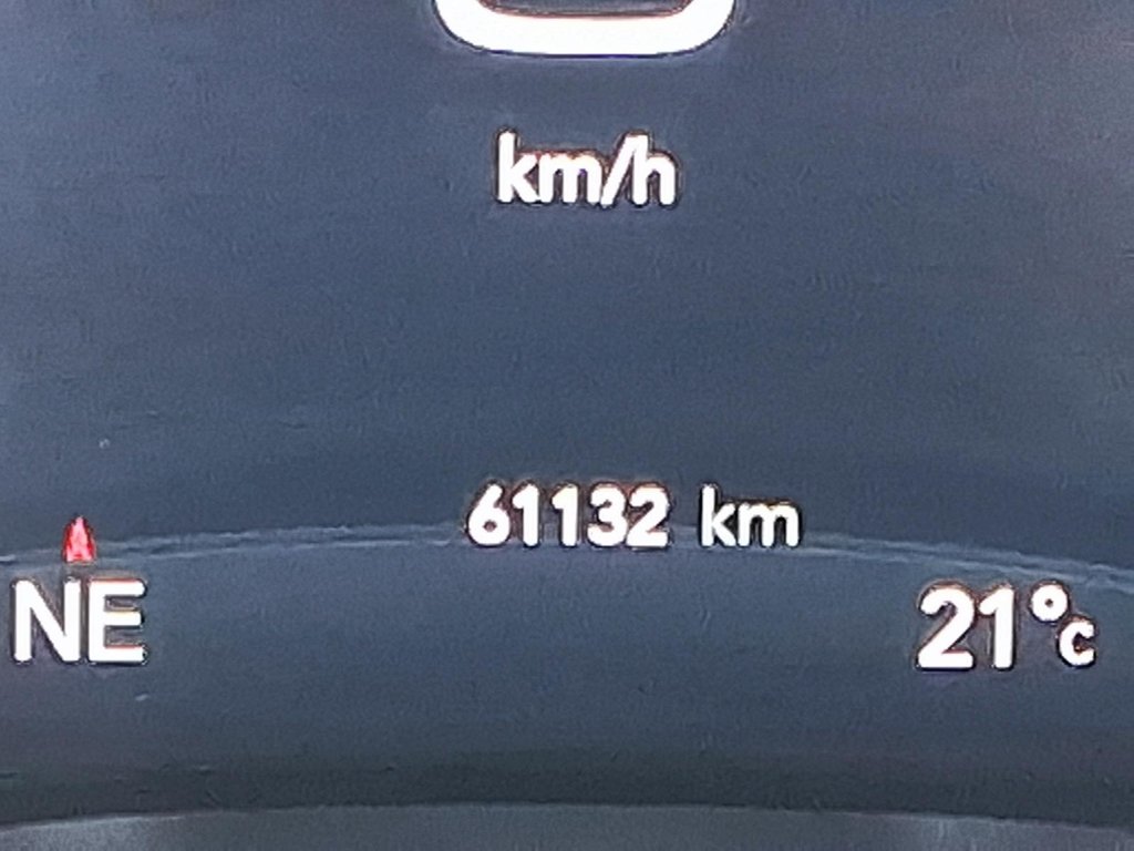 2024 Chrysler Pacifica Touring-L FWD in Stratford, Ontario - 13 - w1024h768px