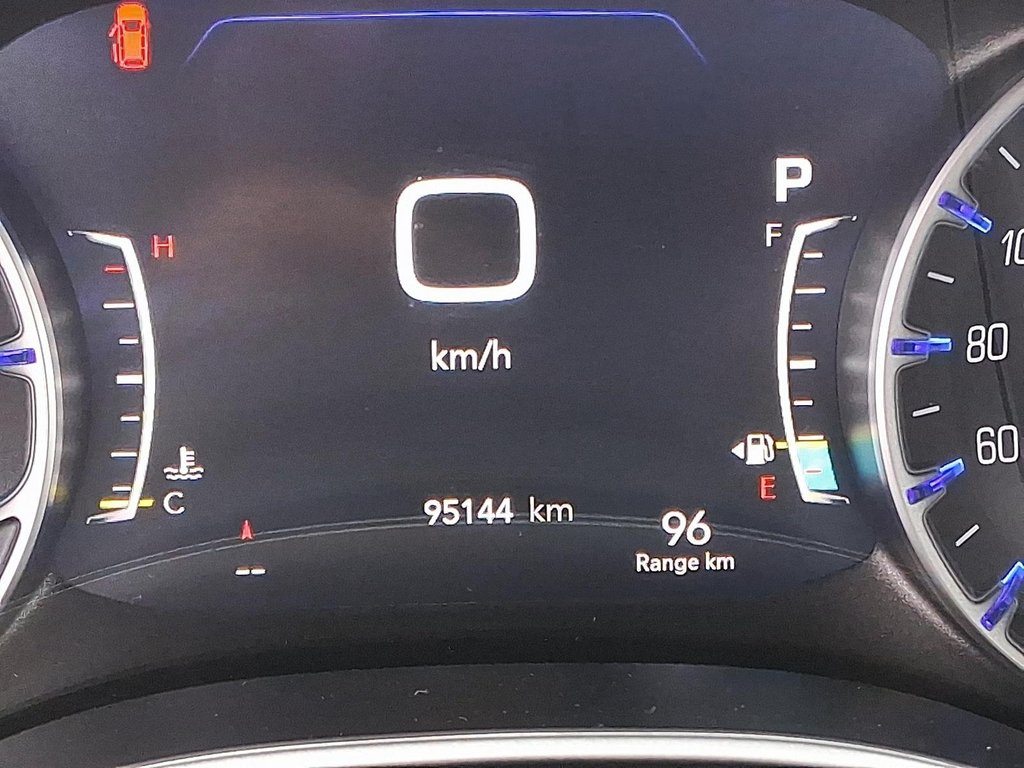 2024 Chrysler Pacifica Touring-L FWD in Stratford, Ontario - 14 - w1024h768px