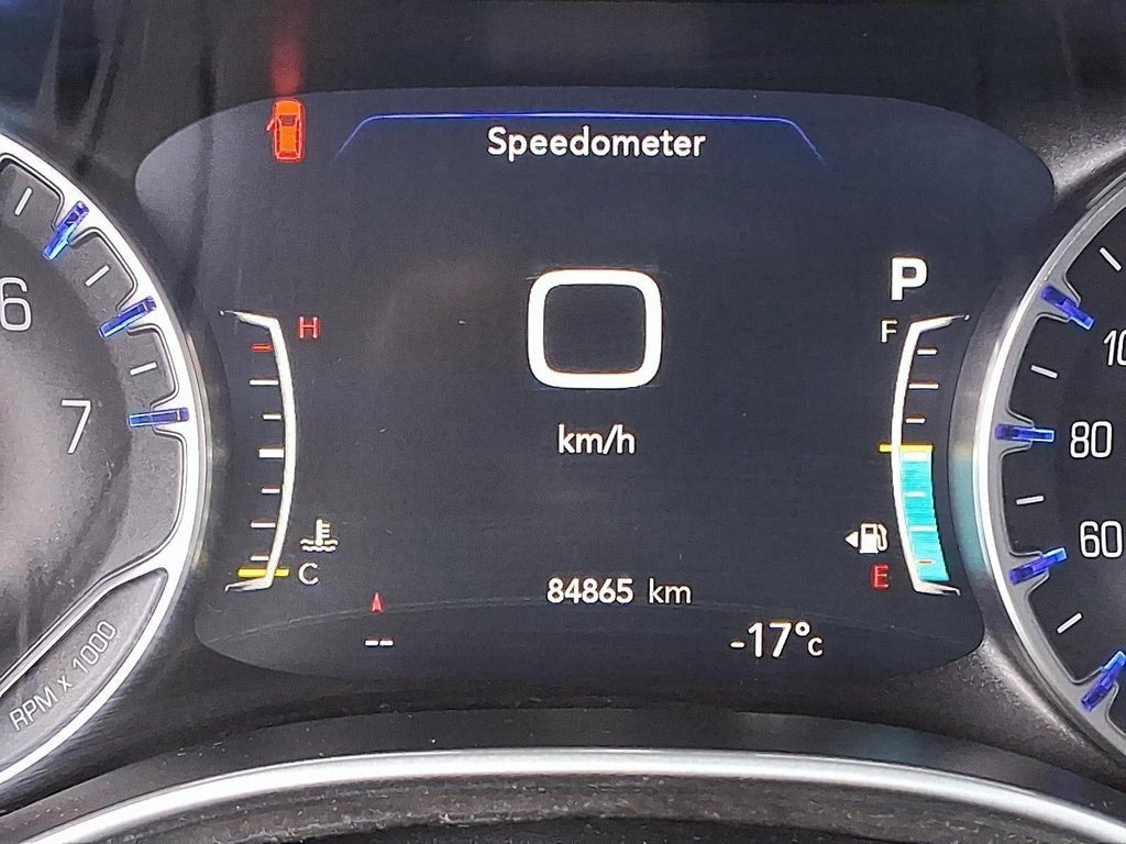 2024 Chrysler Pacifica Touring-L FWD in Stratford, Ontario - 14 - w1024h768px