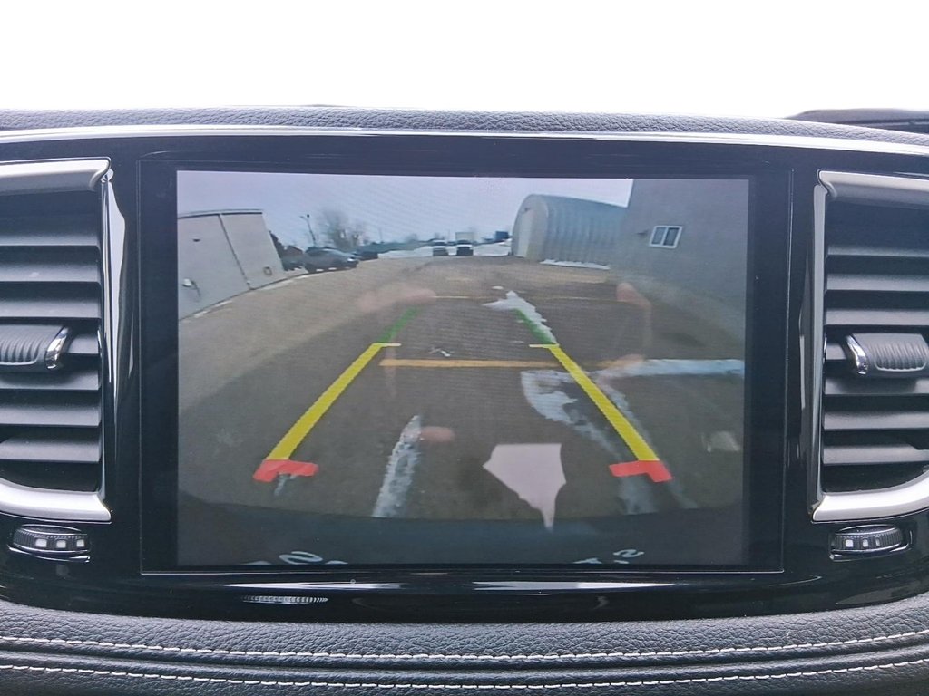 2024 Chrysler Pacifica Touring-L FWD in Stratford, Ontario - 18 - w1024h768px