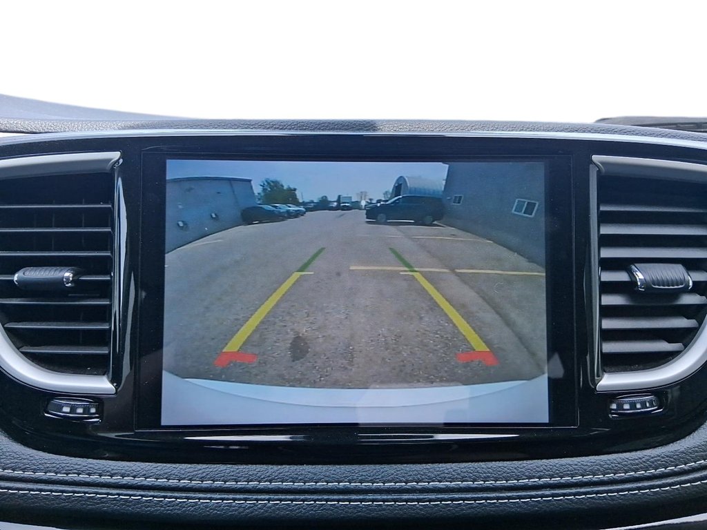 2024 Chrysler Pacifica Touring-L FWD in Stratford, Ontario - 18 - w1024h768px