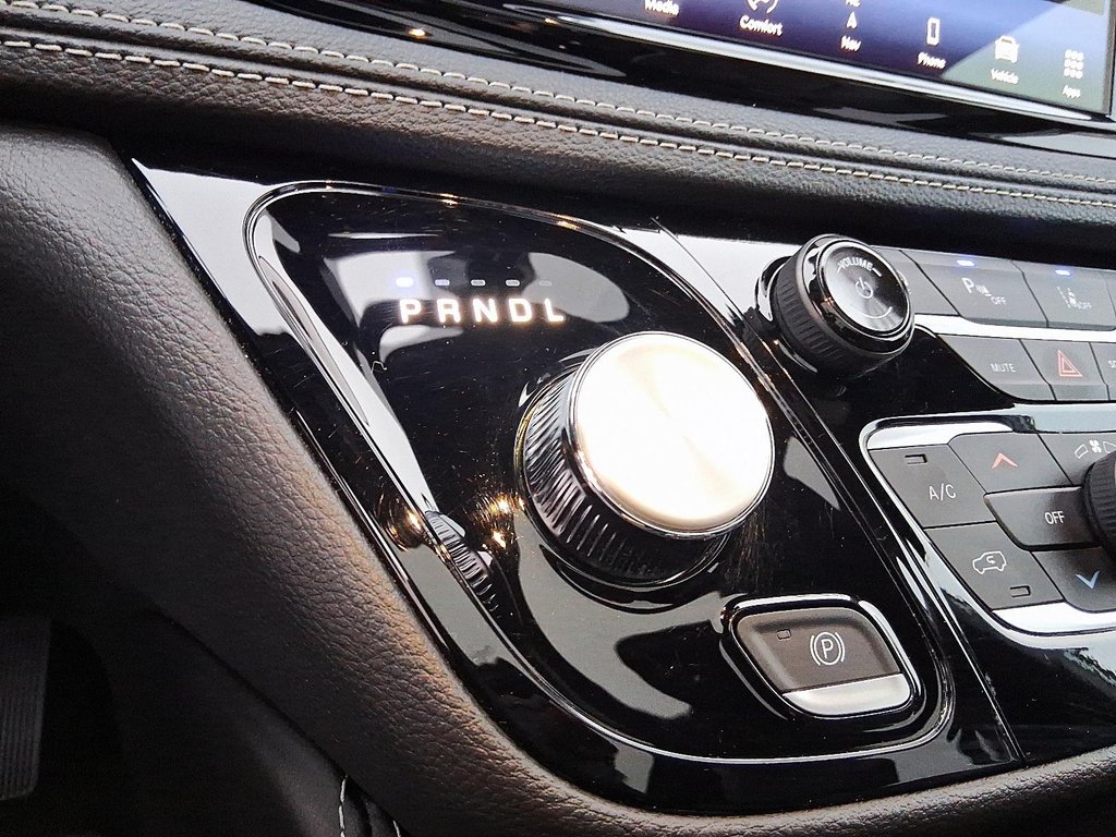 2025 Chrysler Pacifica Limited FWD in Stratford, Ontario - 17 - w1024h768px