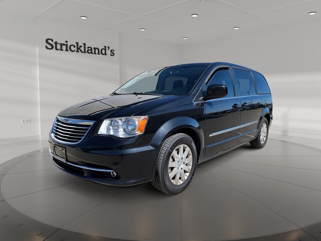 2014  Town & Country Touring in Stratford, Ontario - 1 - w1024h768px