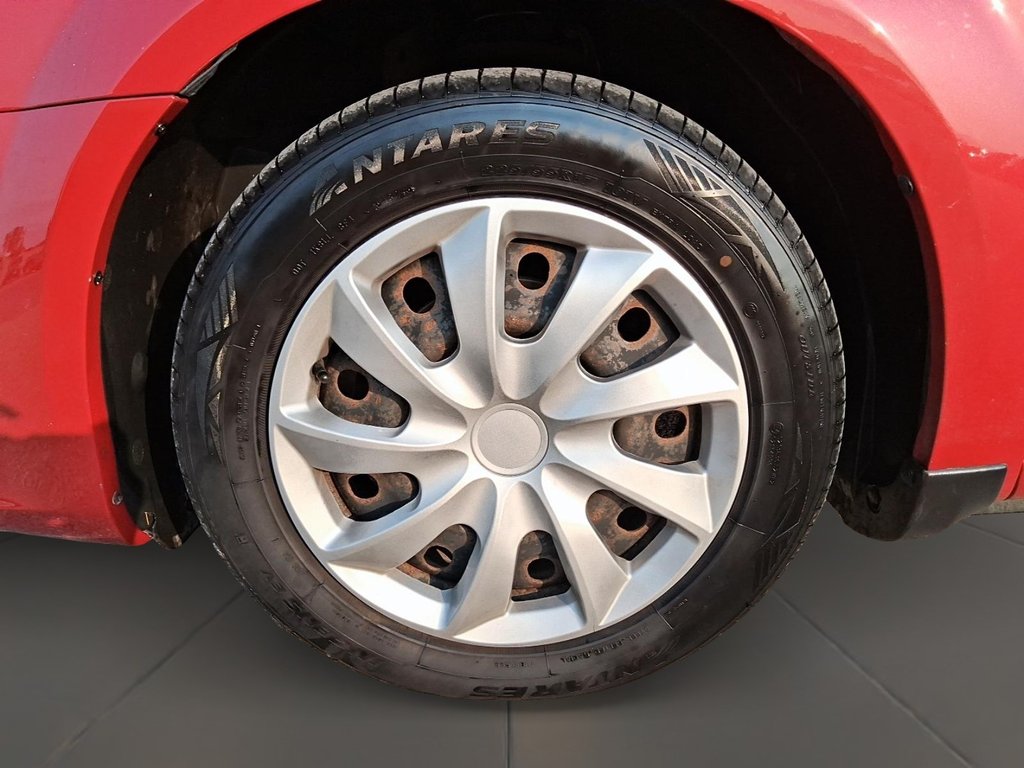 2014 Dodge Avenger Base in Stratford, Ontario - 7 - w1024h768px