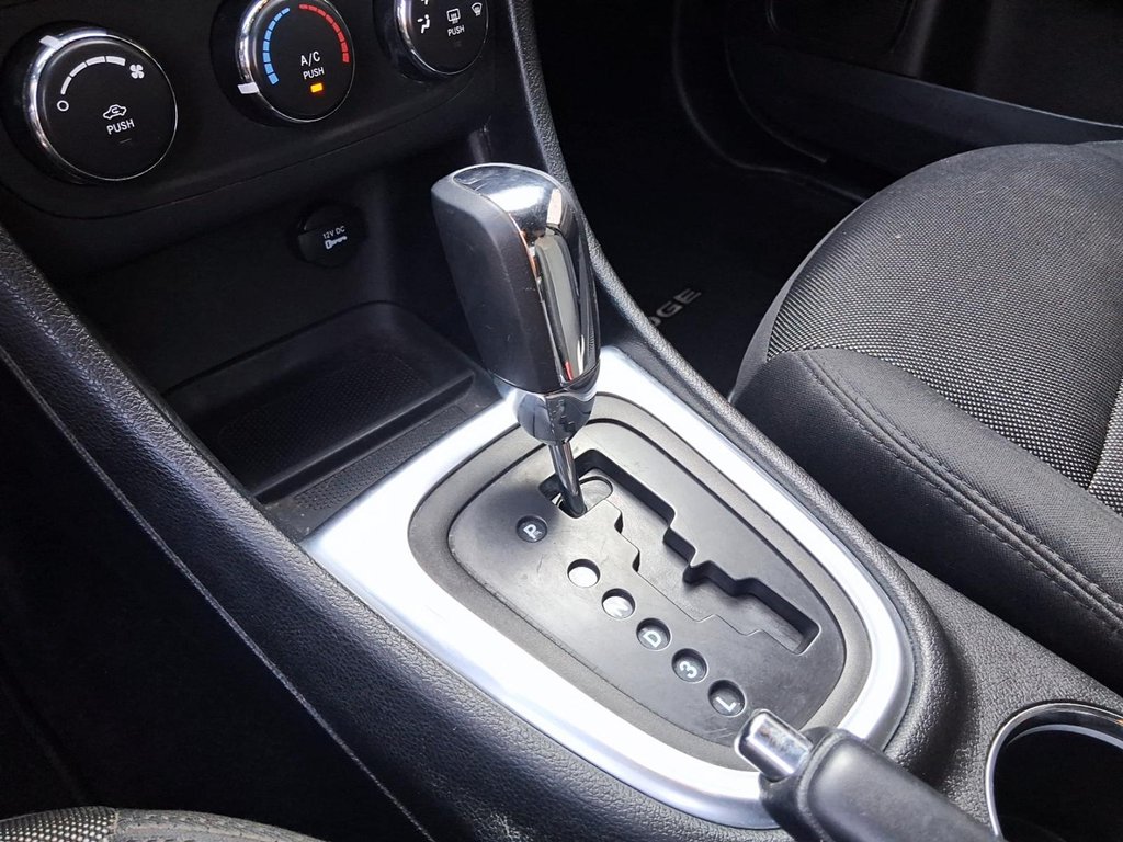 2014 Dodge Avenger Base in Stratford, Ontario - 12 - w1024h768px