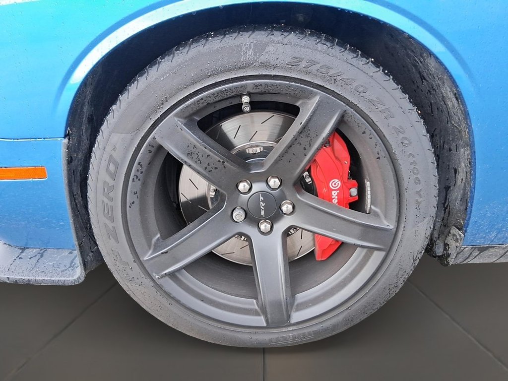2018 Dodge Challenger SRT Hellcat in Stratford, Ontario - 7 - w1024h768px