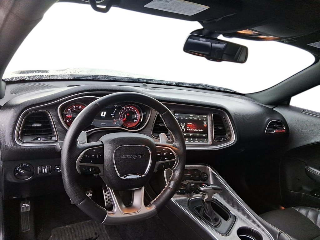 2018 Dodge Challenger SRT Hellcat in Stratford, Ontario - 10 - w1024h768px