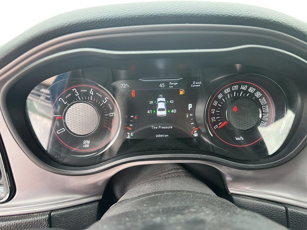 2023 Dodge Challenger SXT RWD in Stratford, Ontario - 13 - w1024h768px