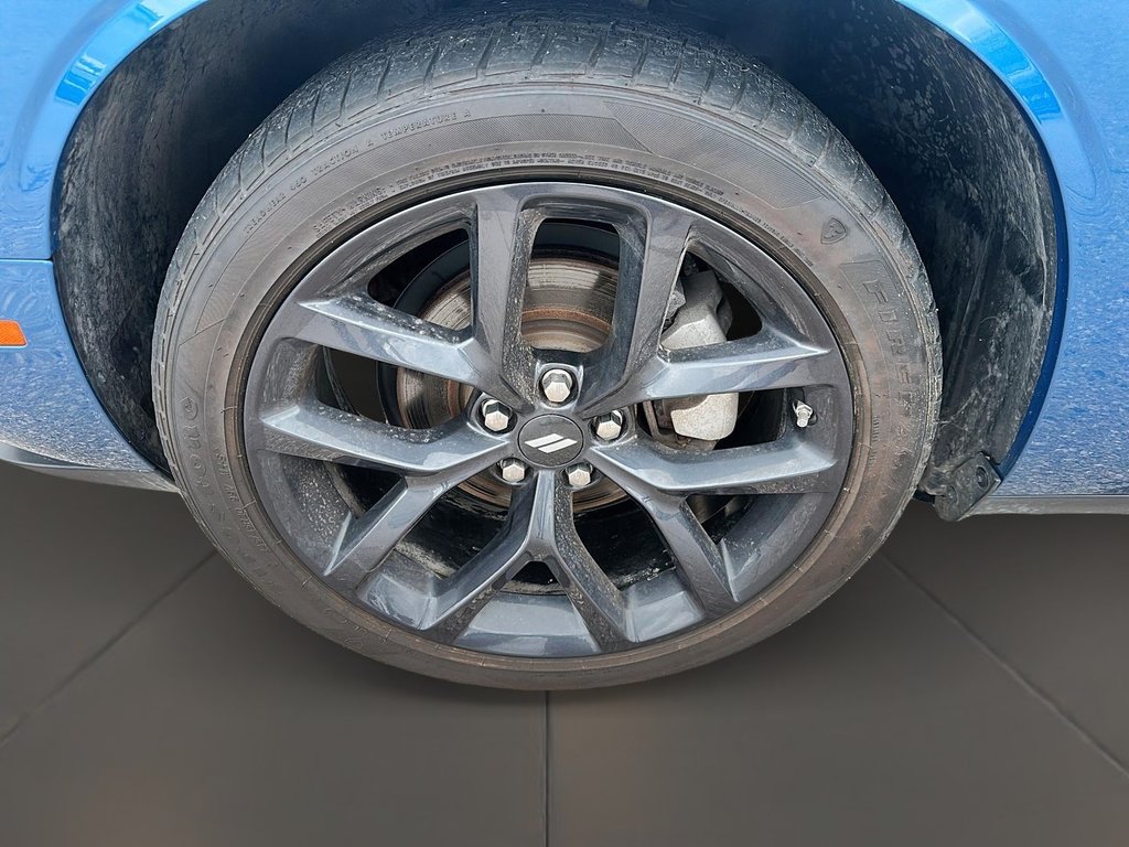 2023 Dodge Challenger SXT RWD in Stratford, Ontario - 7 - w1024h768px