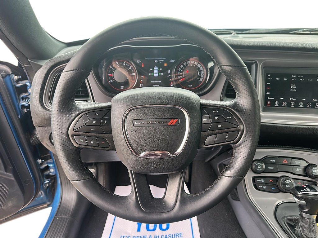 2023 Dodge Challenger SXT RWD in Stratford, Ontario - 11 - w1024h768px