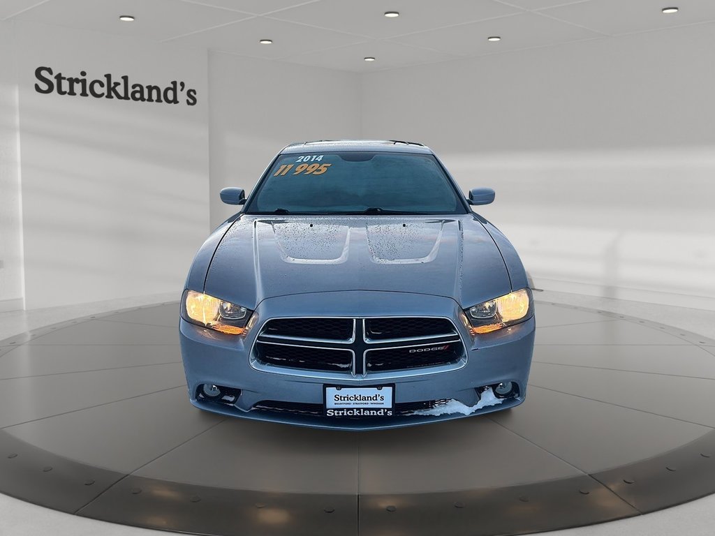 2014 Dodge Charger SXT in Stratford, Ontario - 2 - w1024h768px