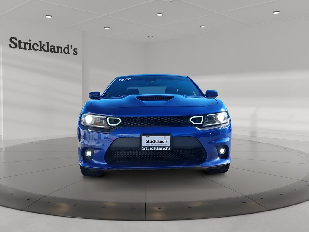 2022 Dodge Charger GT AWD in Stratford, Ontario - 2 - w1024h768px