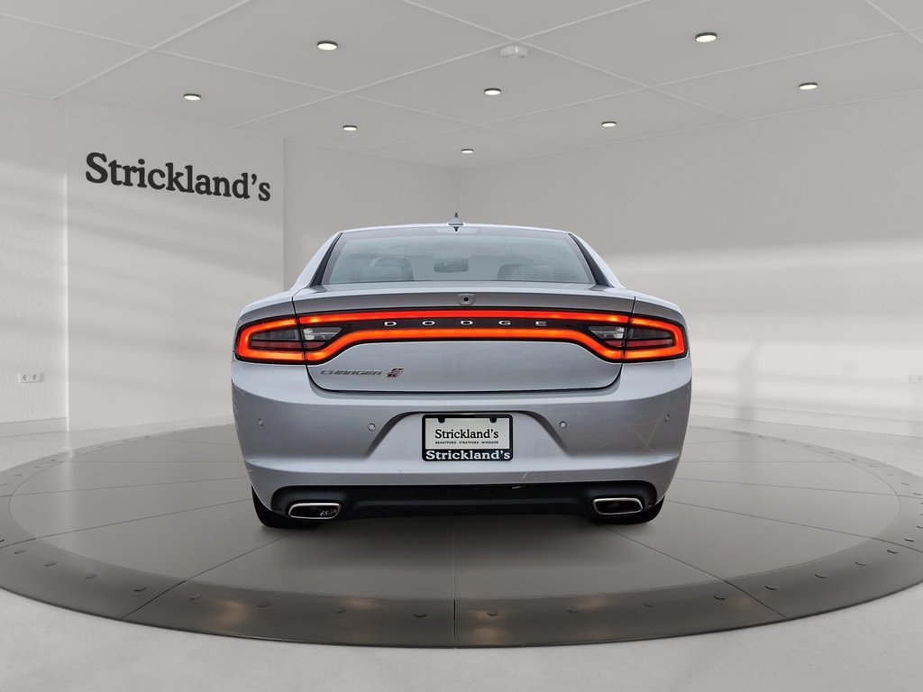 2023 Dodge Charger SXT AWD in Stratford, Ontario - 3 - w1024h768px