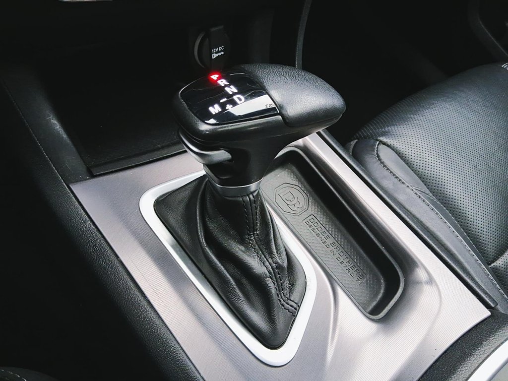 2023 Dodge Charger SXT AWD in Stratford, Ontario - 16 - w1024h768px