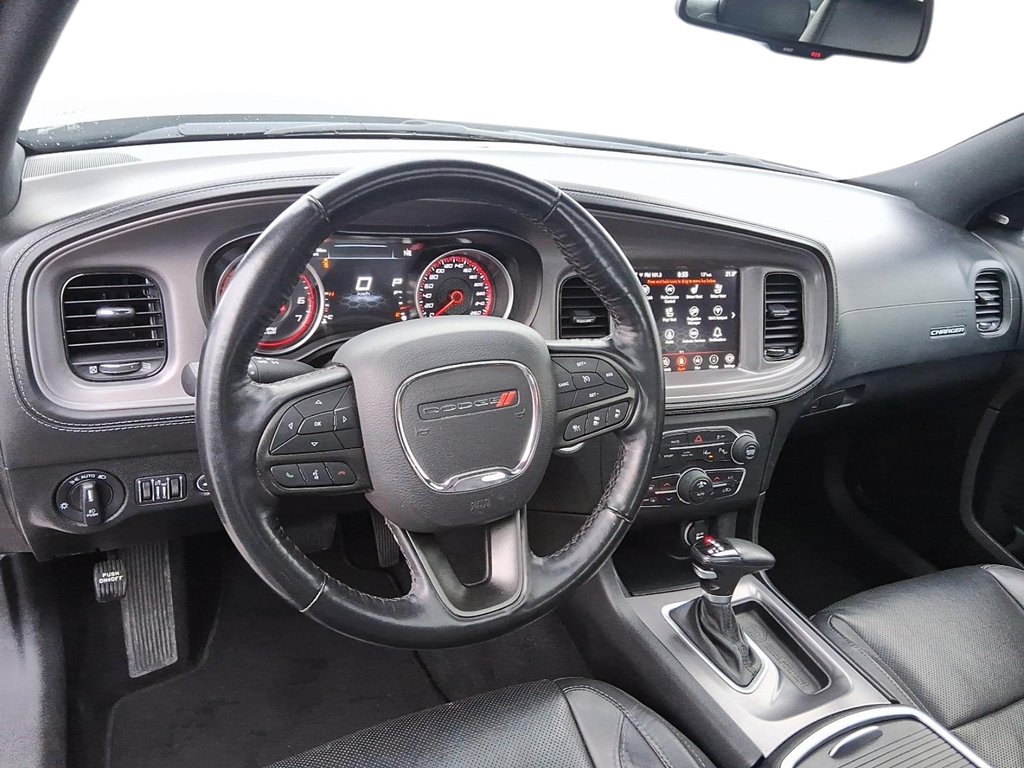 2023 Dodge Charger SXT AWD in Stratford, Ontario - 10 - w1024h768px