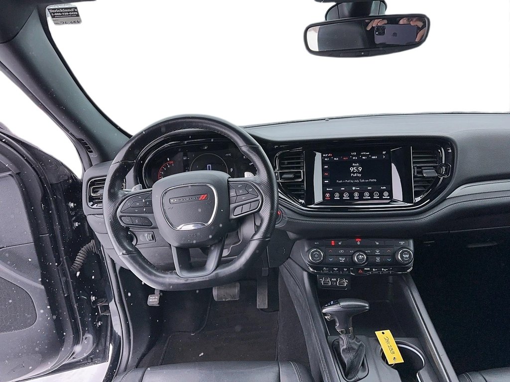 2022 Dodge Durango GT AWD in Stratford, Ontario - 9 - w1024h768px