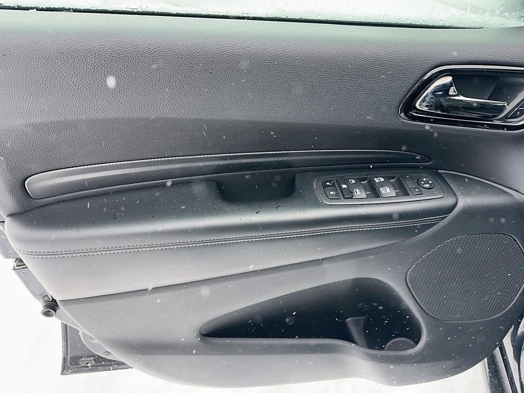 2022 Dodge Durango GT AWD in Stratford, Ontario - 10 - w1024h768px