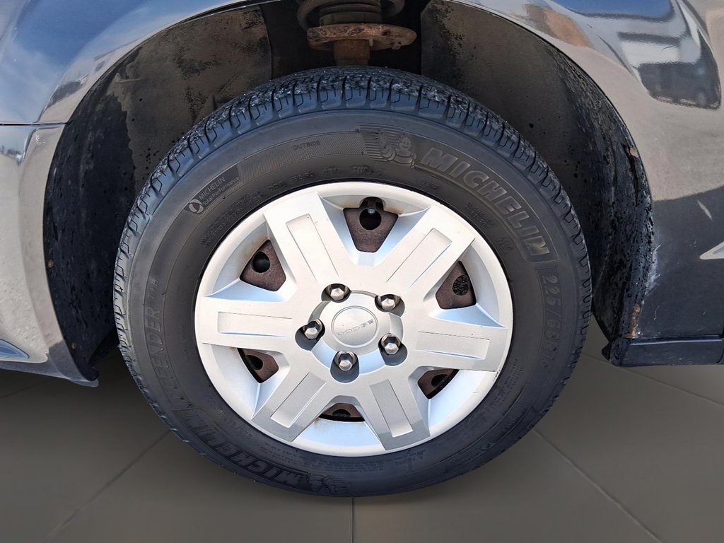 2012 Dodge Grand Caravan Crew in Stratford, Ontario - 7 - w1024h768px