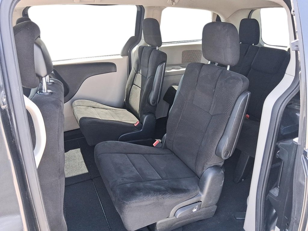 2012 Dodge Grand Caravan Crew in Stratford, Ontario - 9 - w1024h768px