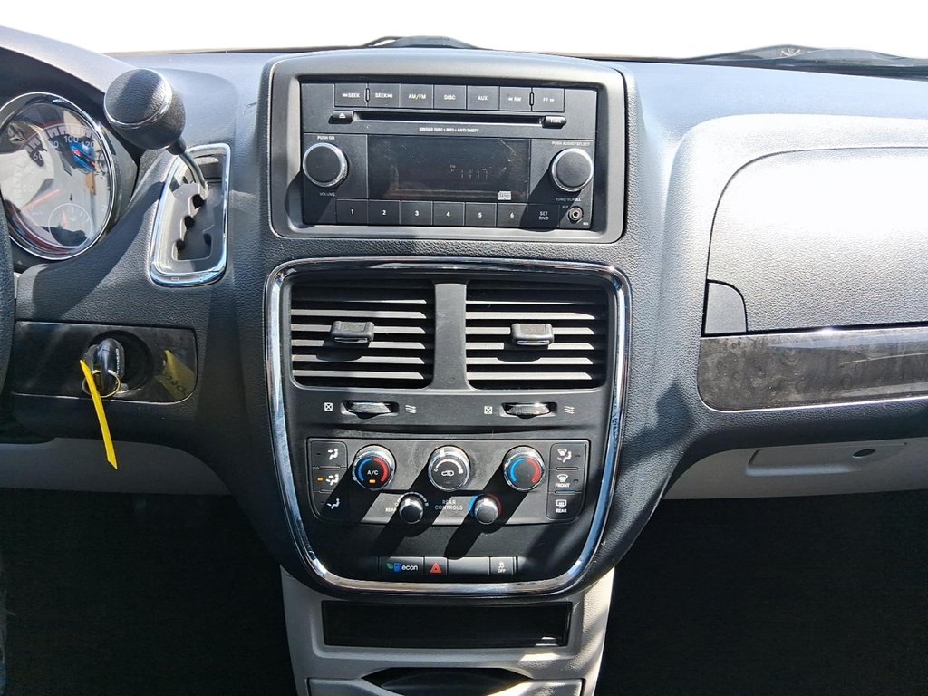 2012 Dodge Grand Caravan Crew in Stratford, Ontario - 16 - w1024h768px