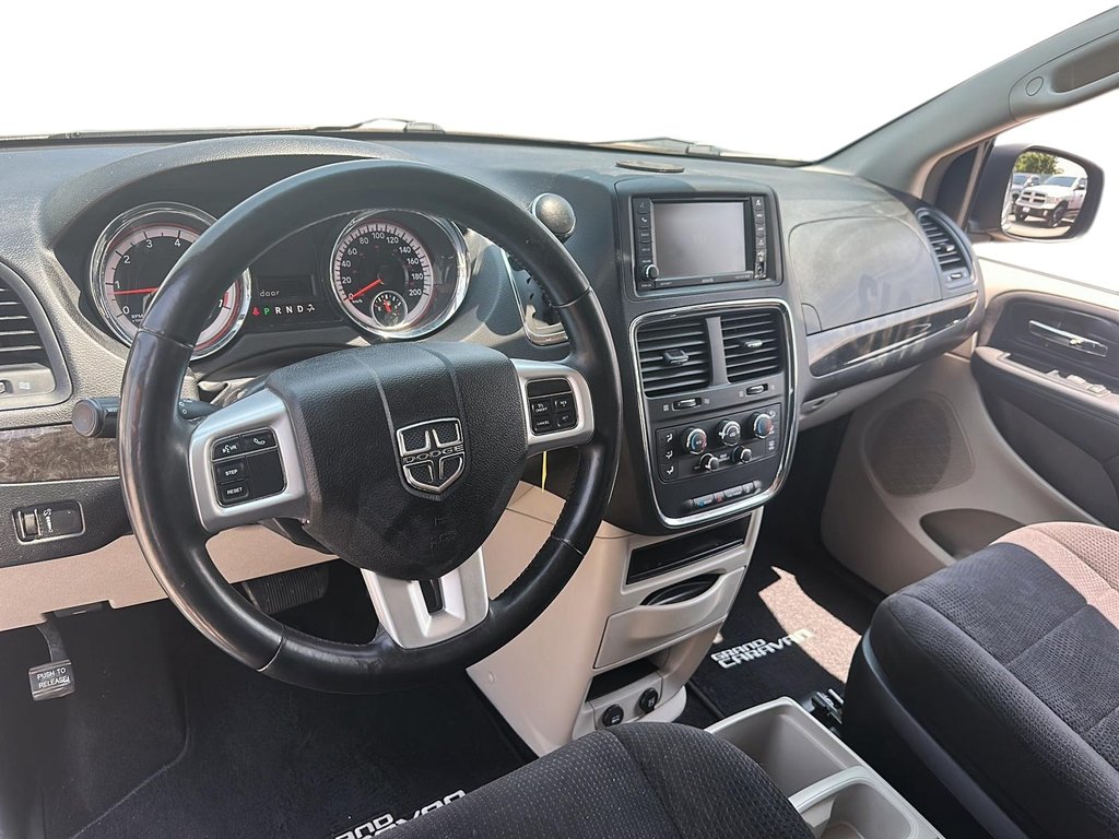 2013 Dodge Grand Caravan Crew in Stratford, Ontario - 9 - w1024h768px