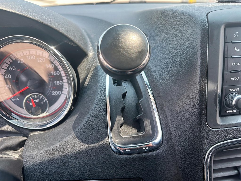 2013 Dodge Grand Caravan Crew in Stratford, Ontario - 14 - w1024h768px