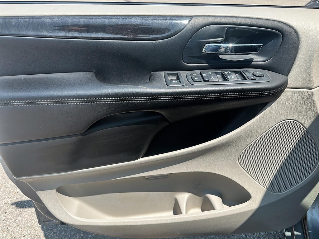 2013 Dodge Grand Caravan Crew in Stratford, Ontario - 10 - w1024h768px
