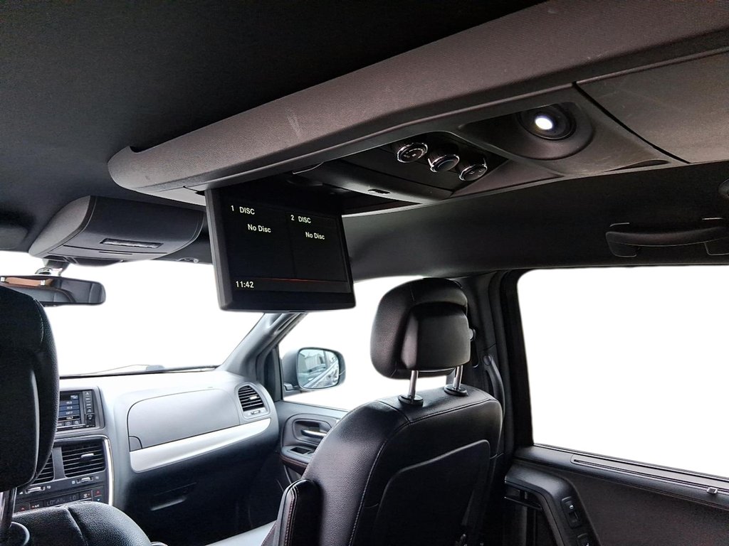2015 Dodge Grand Caravan R/T in Stratford, Ontario - 17 - w1024h768px