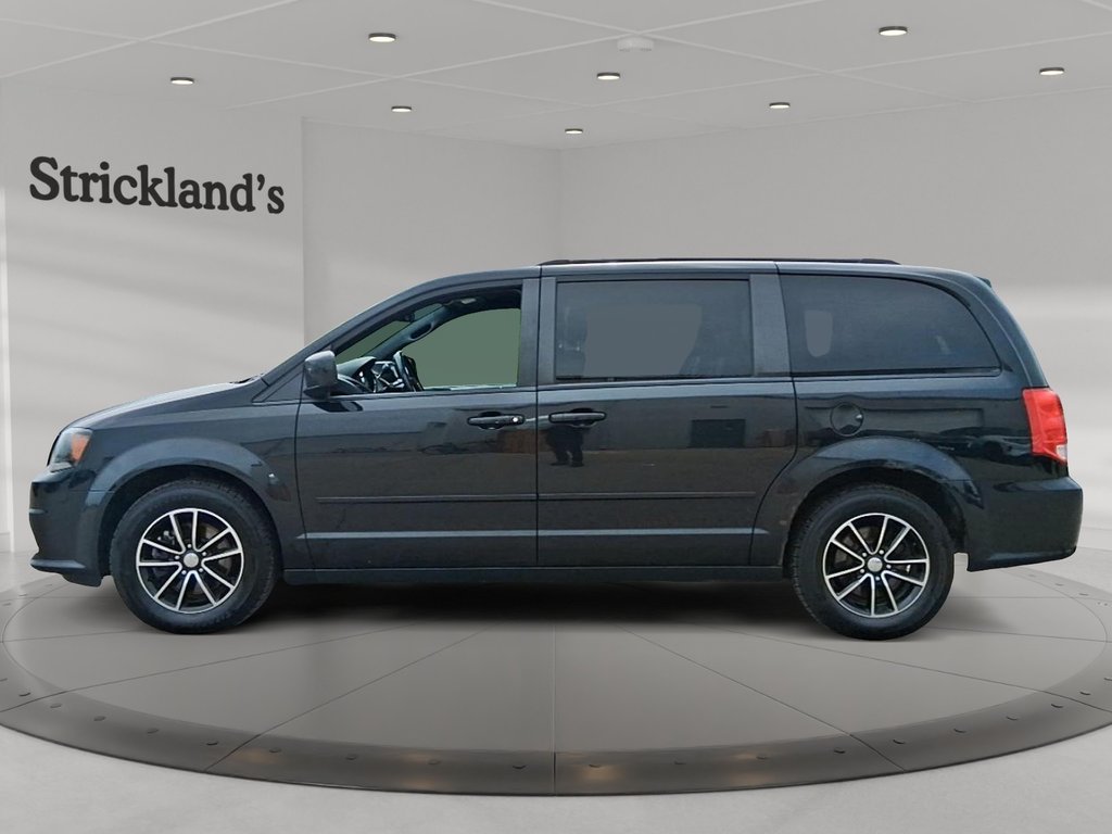 2015 Dodge Grand Caravan R/T in Stratford, Ontario - 5 - w1024h768px