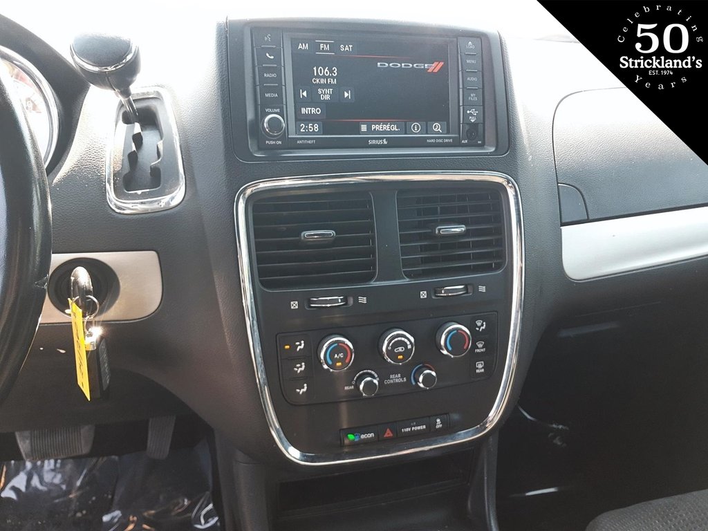 2016  Grand Caravan SE / SXT in Stratford, Ontario - 10 - w1024h768px