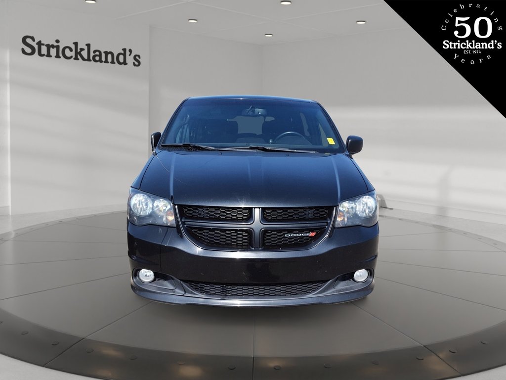 2016  Grand Caravan SE / SXT in Stratford, Ontario - 2 - w1024h768px