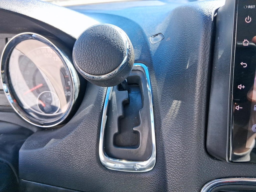 2016 Dodge Grand Caravan SE / SXT in Stratford, Ontario - 15 - w1024h768px